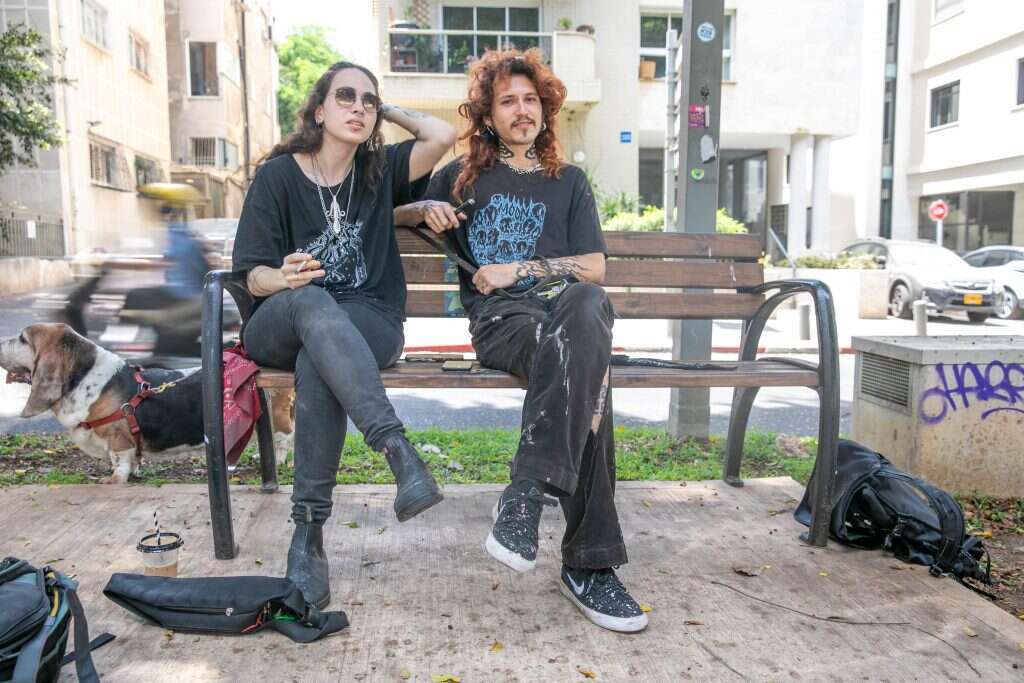 סטיבן ומאיה. | יוסי אלוני סטיבן ומאיה. | יוסי אלוני