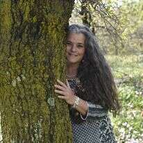 ענבל לויטה. | שרון צור