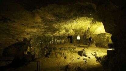 חפירות ארכיאולוגיות. אילוזצרציה. | מרים צחי