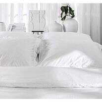 מצעי סאטן 500 גקארד עלים .מחיר: 749-849 ש"ח. להשיג ב- CottonClub.com. | וסטייל: דרור קליש ולינוי לנדאו