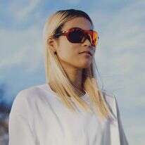 משקפי אוקלי. | יחצ חול