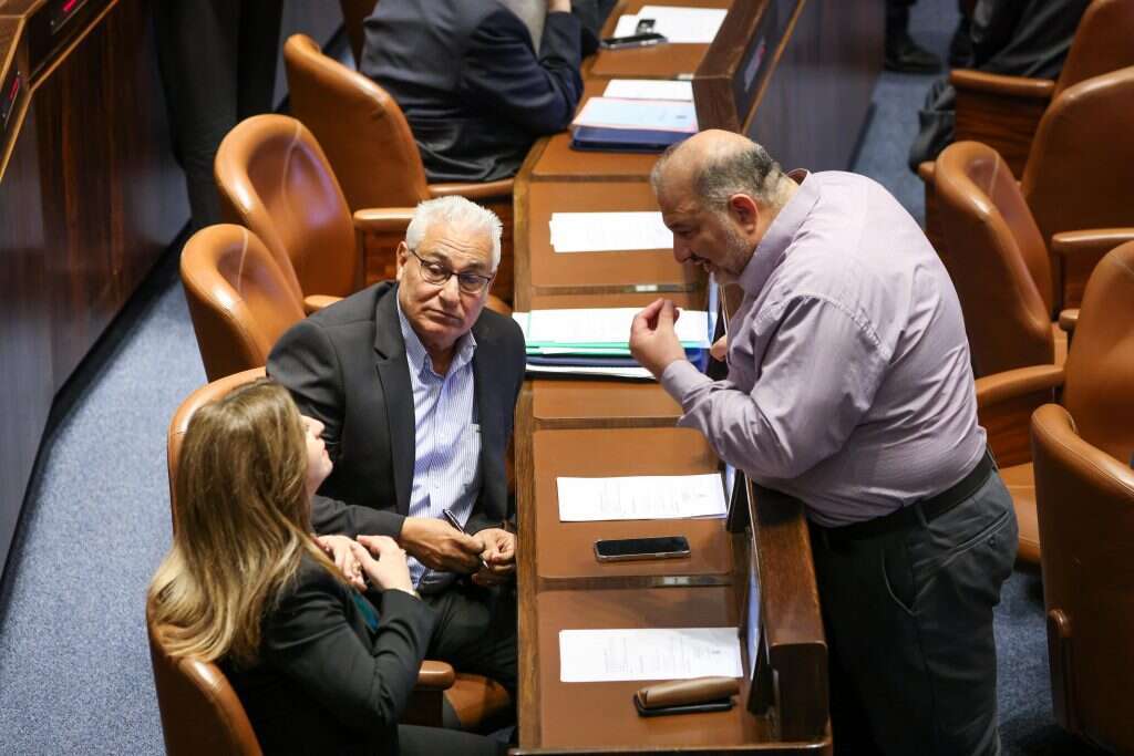 מאזן גנאים עם מנסור עבאס וג'ידא רינוואי-זועבי. קרדיט | דוברות הכנסת - נועם מושקוביץ'