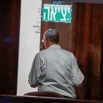 ניר אורבך יוצא ממליאת הכנסת, שבוע שעבר. | אורן בן חקון