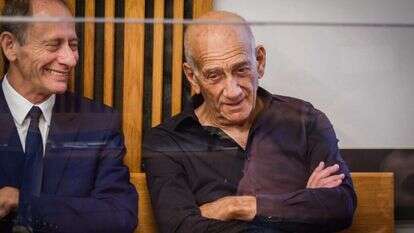 אהוד אולמרט בבית המשפט. | אבשלום ששוני/פלאש90