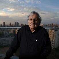 א.ב. יהושע, 2012. | ראובן קסטרו