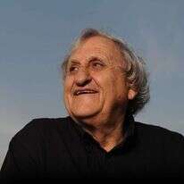 א"ב יהושע. | ראובן קסטרו