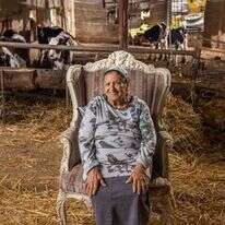 אסתר מדר. | ברוך גרינברג