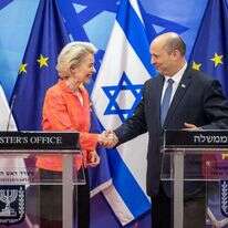 ראש הממשלה ונשיאת הנציבות האירופית, שלשום. | אמיל סלמן