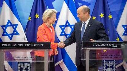 ראש הממשלה ונשיאת הנציבות האירופית, שלשום. | אמיל סלמן