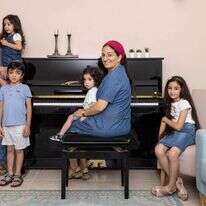 משפחת ברונפמן מבשרת־ציון. | אבישג שאר-ישוב