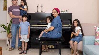 משפחת ברונפמן מבשרת־ציון. | אבישג שאר-ישוב