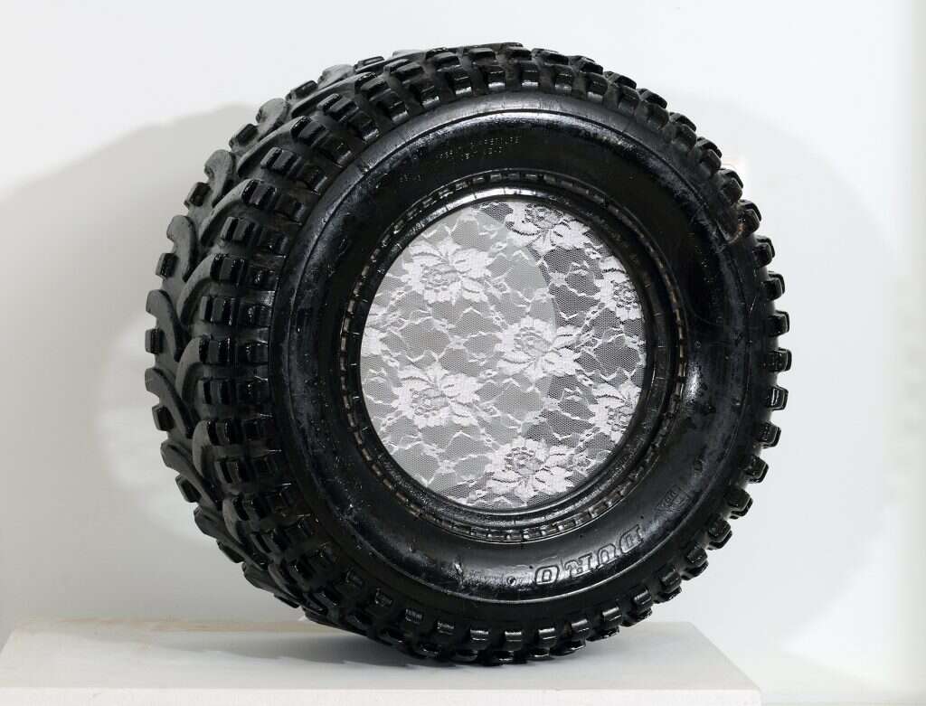 חור שחור, נסרין אבו בכר