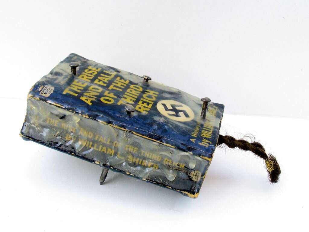 רובדי זיכרון, נחמה גולן