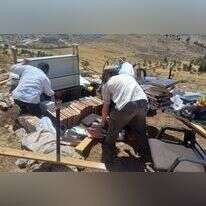 ספרי קודש הושלכו. ההרס היום בגבעת אוהבי-יה שבגוש עציון