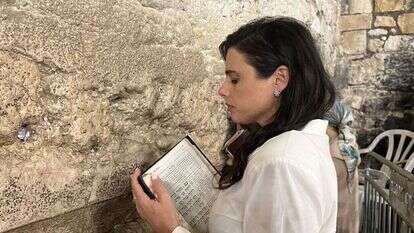 בכותל המערבי. | מתוך חשבון הטוויטר של אילת שקד