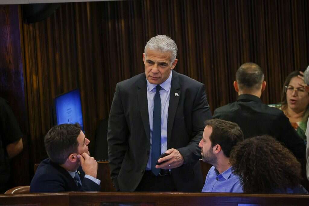 יאיר לפיד, רם שפע ואיתן גיזנבורג. | דני שם טוב, דוברות הכנסת