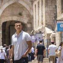 ירמיהו דנציג. | אוליבייה פיטוסי, פלאש 90