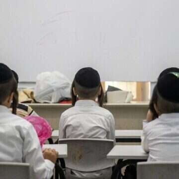 תלמידים בבית ספר חרדי. | יונתן זינדל, פלאש 90