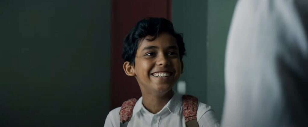 מסמן "וי". הפלא מפריז. | מתוך הטריילר: יוטיוב