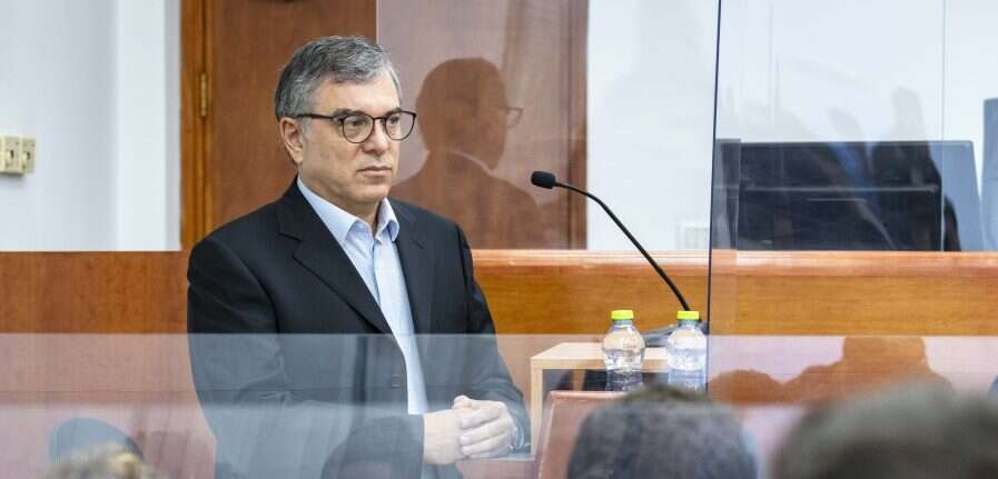 שלמה פילבר מעיד בבית המשפט המחוזי בירושלים. | אוליבייה פיטוסי, פלאש 90