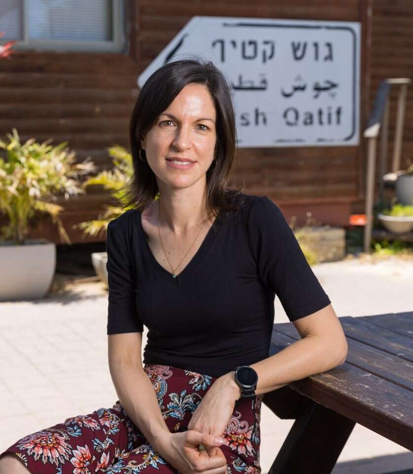 "חתכתי חלקים מהצד האקדמי והוספתי ציטוטים מיומן השדה, כדי להנגיש את המחקר לציבור". סוויד. | לירון מולדובן