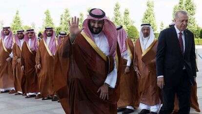 מוחמד בן סלמן עם נשיא טורקיה רג'יפ טאיפ ארדואן. | AFP