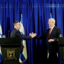 גנץ וסער לאחר השקת הריצה המשותפת. | אלעד מלכה