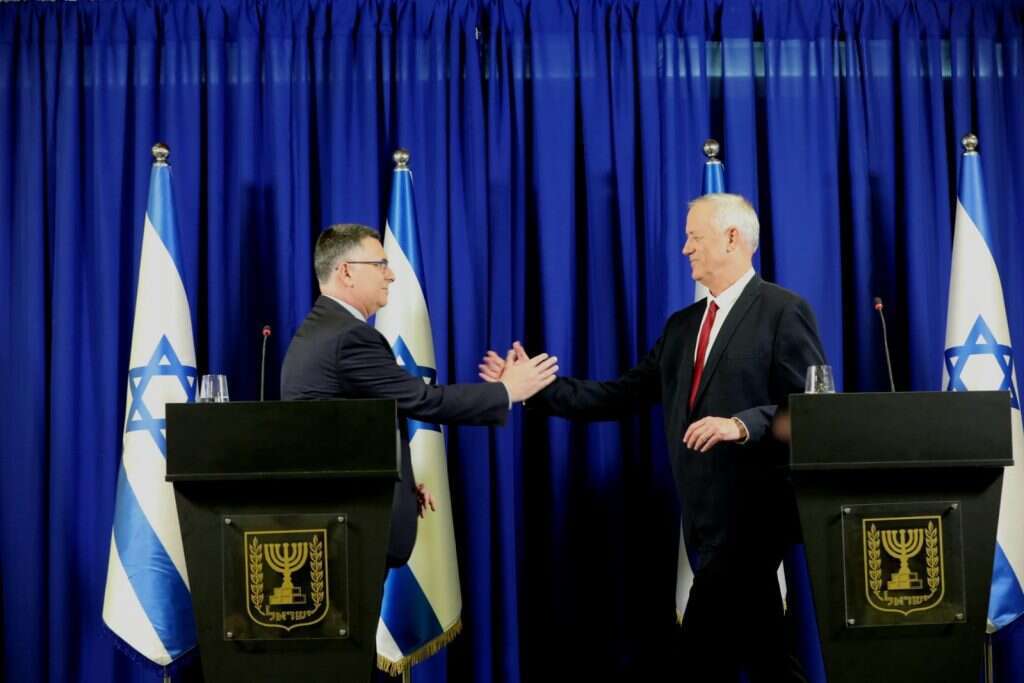 גנץ וסער לאחר השקת הריצה המשותפת. | אלעד מלכה