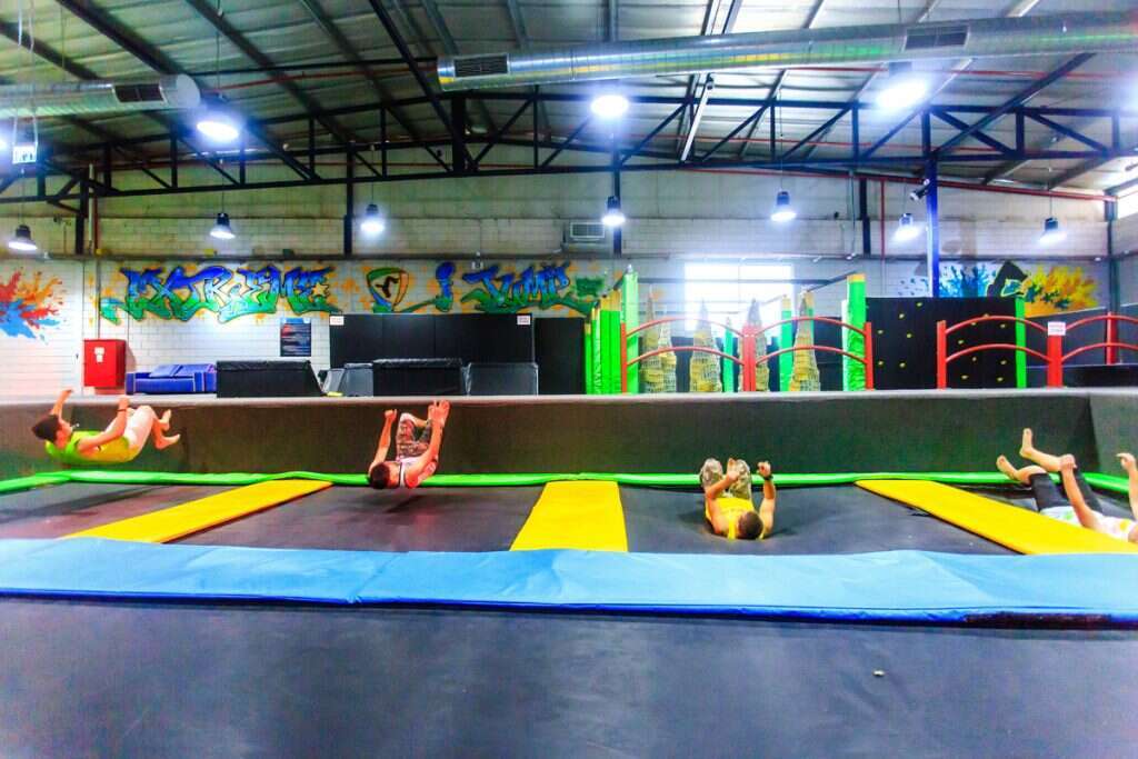 באדיבות איי ג'אמפ 1 באדיבות איי ג'אמפ 1