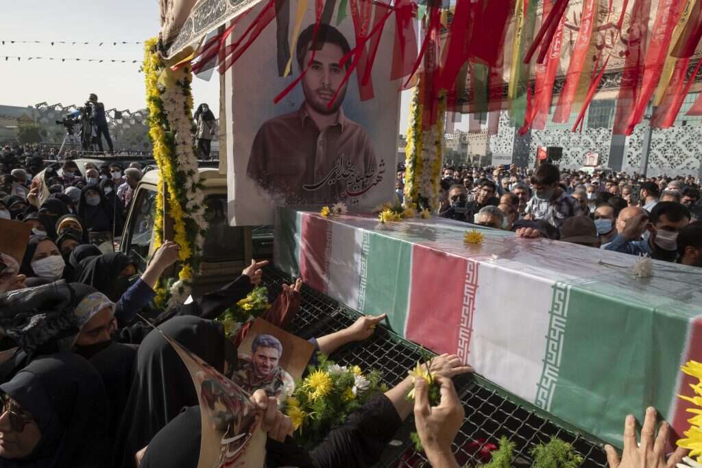 הלווייתו של בכיר משמרות המהפכה האיראניים בטהרן, בחודש שעבר. | גטי אימג'ס
