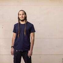 אברהם ירד.. | אבישג שאר־ישוב