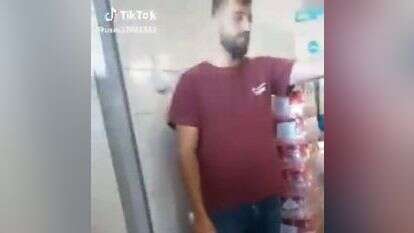 הסרטון שהעלה כמאל חמידאן לרשת. | מסך מטיקטוק