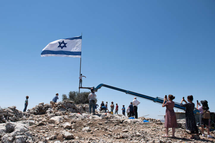 העלייה לאביתר. | שריה דיאמנט, פלאש 90