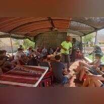 הספורטאים בחאן אל אחמר. | ידידי שבט הג'האלין