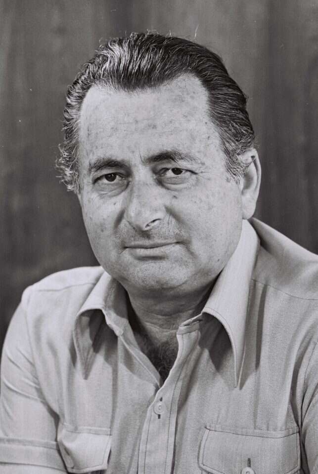 שותף לרעיון הראשוני. משה שמיר. | יעקב סער, לע"מ