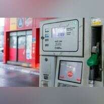 תחנת דלק. | לירון מולדובן