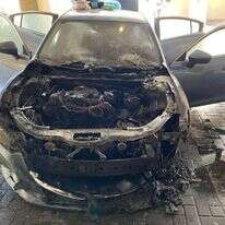 רכבו של הרב דב ליאור שהוצת. | דוברות המשטרה