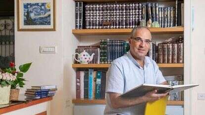 ד"ר ישי פרנקל. | יוסי אלוני ד"ר ישי פרנקל. | יוסי אלוני