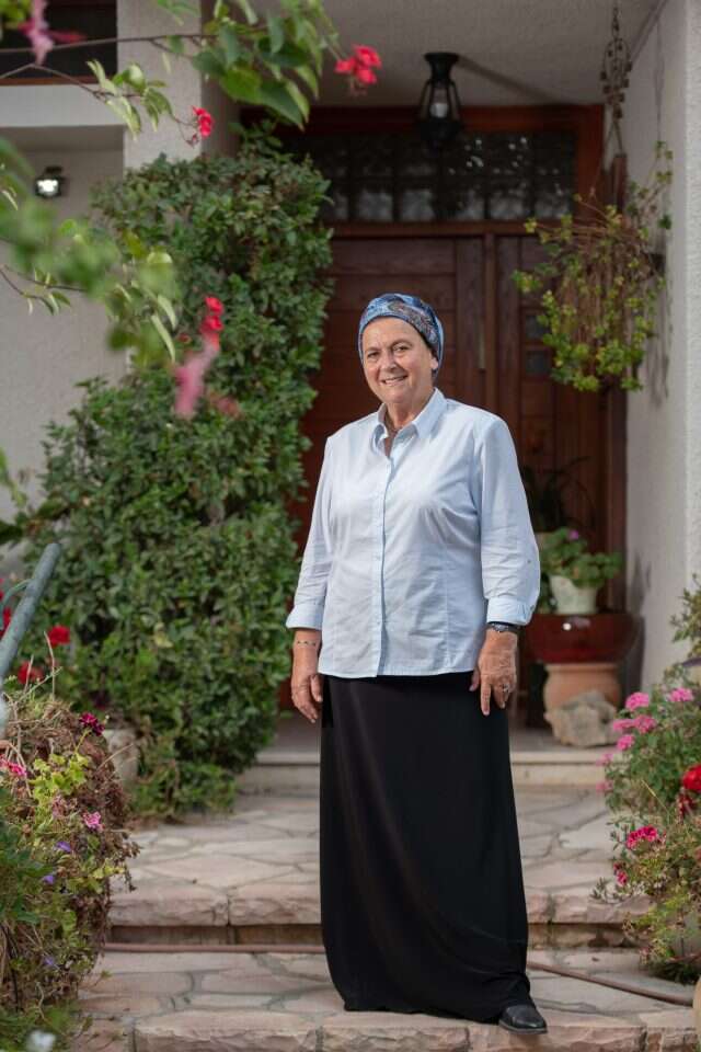 "היסטוריה מהלכת לצד הווה שלא מפסיק להתחדש". דניאלה וייס. | שריה דיאמנט