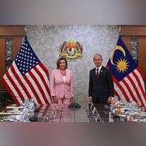 הכבוד הסיני והבחישה האמריקנית - בין בדיון למציאות. יו"ר בית הנבחרים בארה"ב ננסי פלוסי בקואלה לומפור, בדרכה לסין השבוע. | AFP