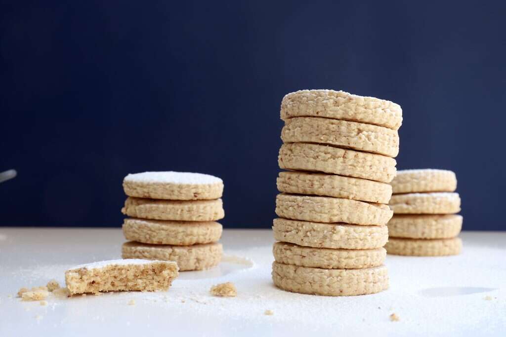 מנטקדוס. | אפרת ליכטנשטט