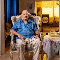 מנחם מיודובניק. | ברוך גרינברג