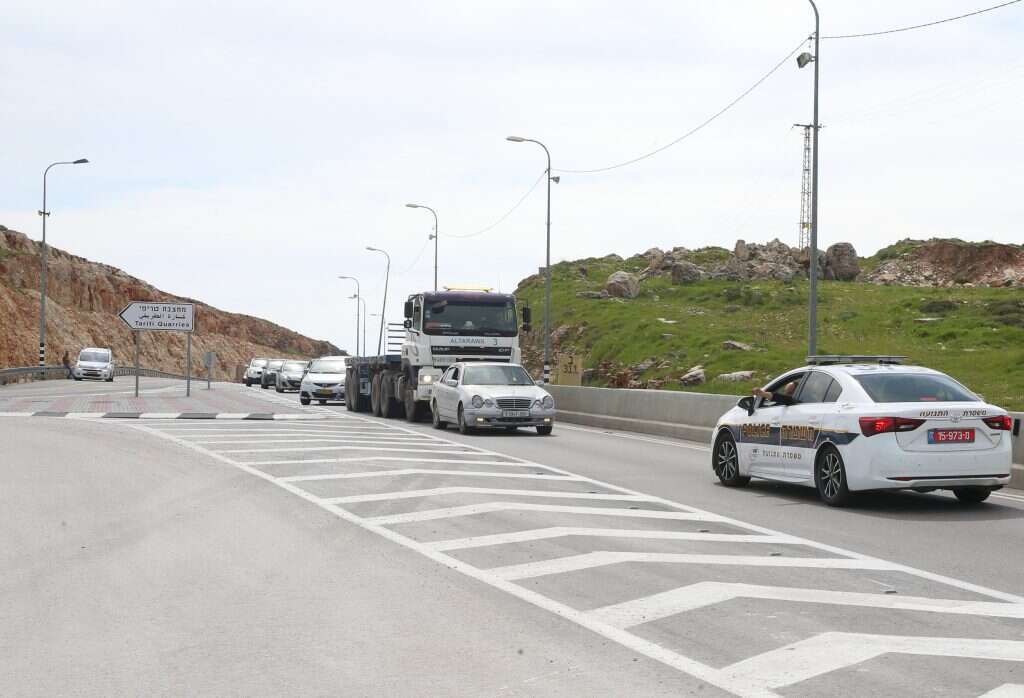 כביש 60, באזור בנימין. | מרים צחי