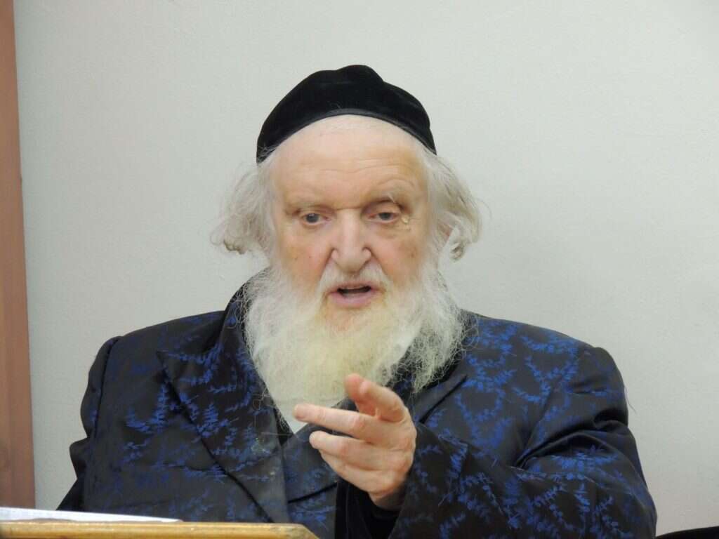 הרב משה שטרנבוך. | לויוני- YL הרב משה שטרנבוך. | לויוני- YL