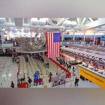 שדה התעופה JFK בניו יורק. | שאטרסטוק