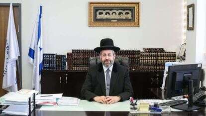 הרב דוד לאו. | אבישג שאר-ישוב