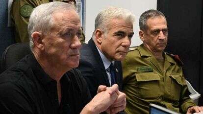 כוכבי, לפיד וגנץ בפיקוד דרום, השבוע. | חיים צח, לע"מ