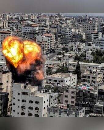 תקיפת צה"ל בעזה במבצע "עלות השחר". | AFP