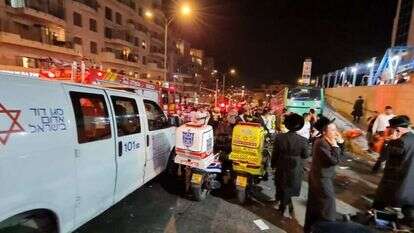 זירת התאונה ברחוב שמגר בירושלים. | ברוך ויסמן, תיעוד מבצעי מד"א