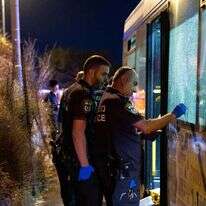 האוטובוס שנורה במהלך הפיגוע בהר ציון. | יונתן זינדל, פלאש 90